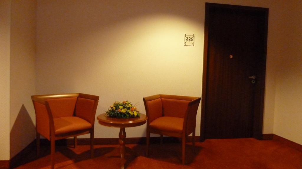 Comfort Hotel Weissensee Berlin Ruang foto