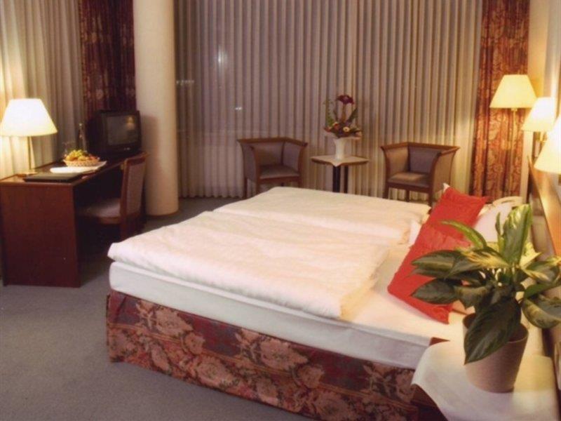 Comfort Hotel Weissensee Berlin Ruang foto